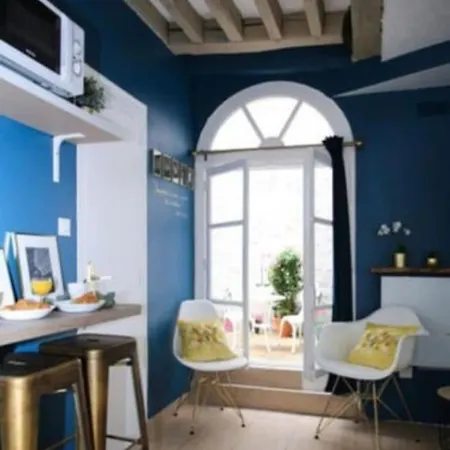 Montmartre-studio Avec Terrasse